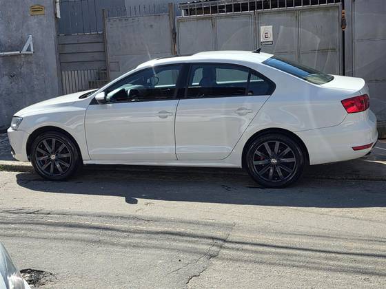 VOLKSWAGEN JETTA 2.0 TSI HIGHLINE 211CV GASOLINA 4P TIPTRONIC